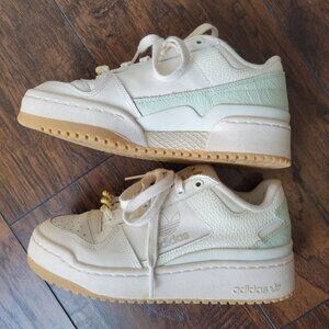 Adidas Forum Bold Women's Size 7 - Cloud White/Linen Green